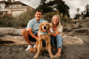 Engagement Photos with Dog Ideas
