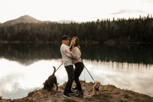Engagement Photos with Dog Ideas